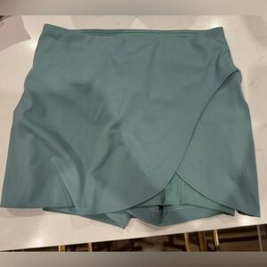 Lululemon Teal Skort